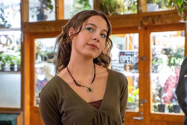 New Zealand’s Maddy Low conjures up quiet magic with ‘To be near’